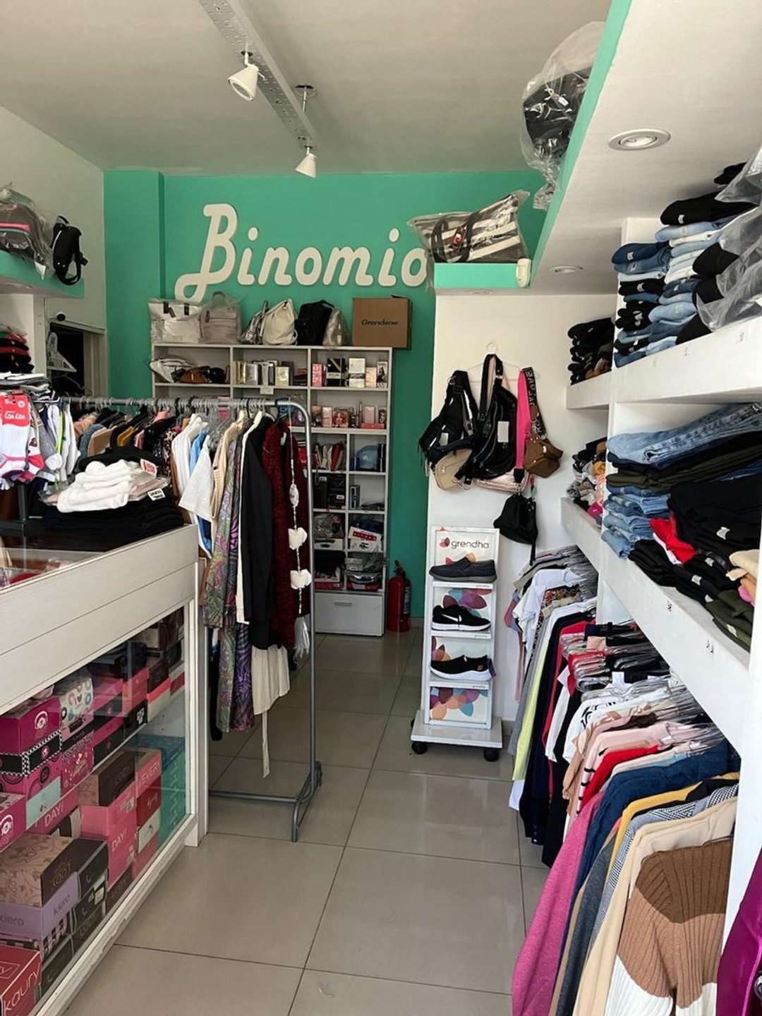 VENTA DE FONDO DE COMERCIO OV LAGOS 2700