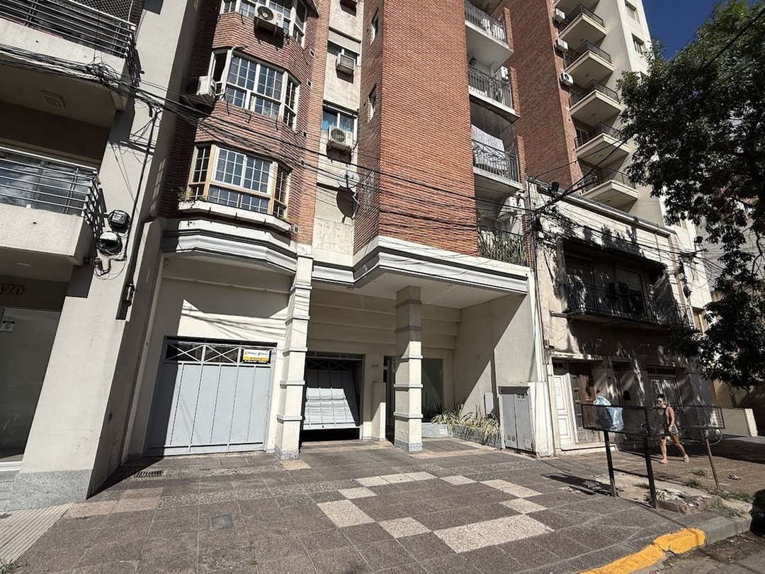 COCHERA A 50MTS DE BV FINANCIADA