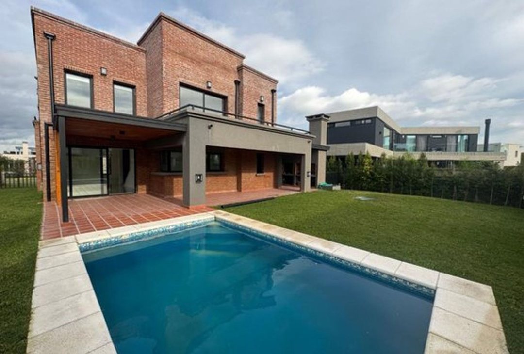 Venta Casa 4 ambientes Nuevo Quilmes a estrenar!