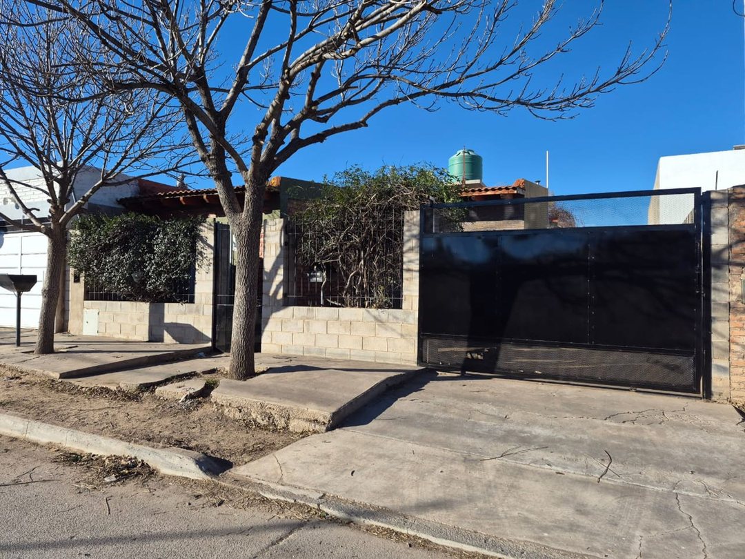 Venta Casa amplia y funcional - San Luis Capital