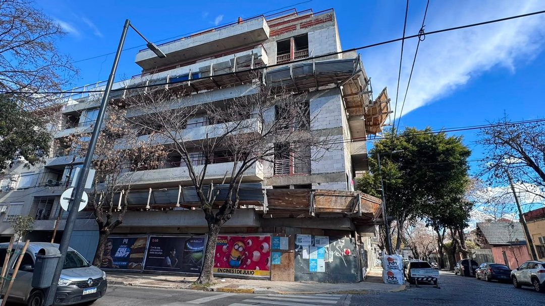 VENTA DEPTO 2 AMBIENTES CON BALCÓN SAAVEDRA
