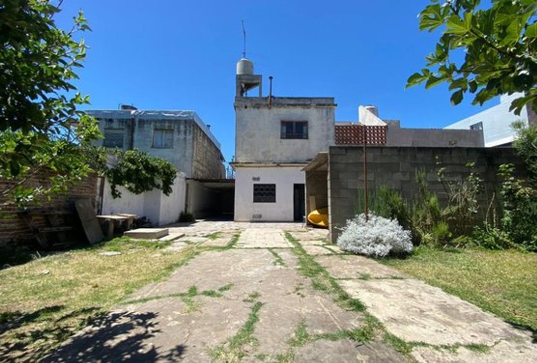 PH 3 AMBIENTES EN VENTA EN LOMAS DE ZAMORA