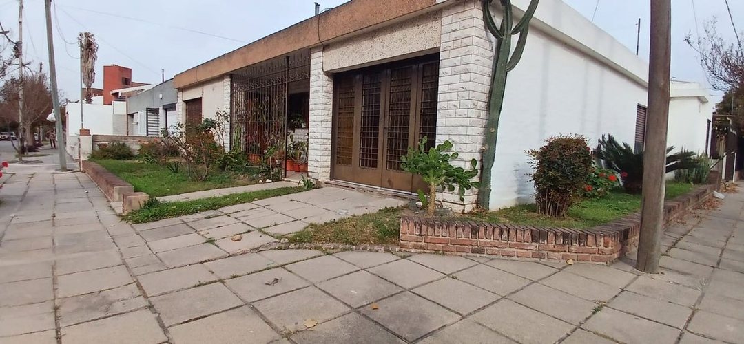 VENTA CASA MAS DEPARTAMENTO BARRIO EL TREBOL