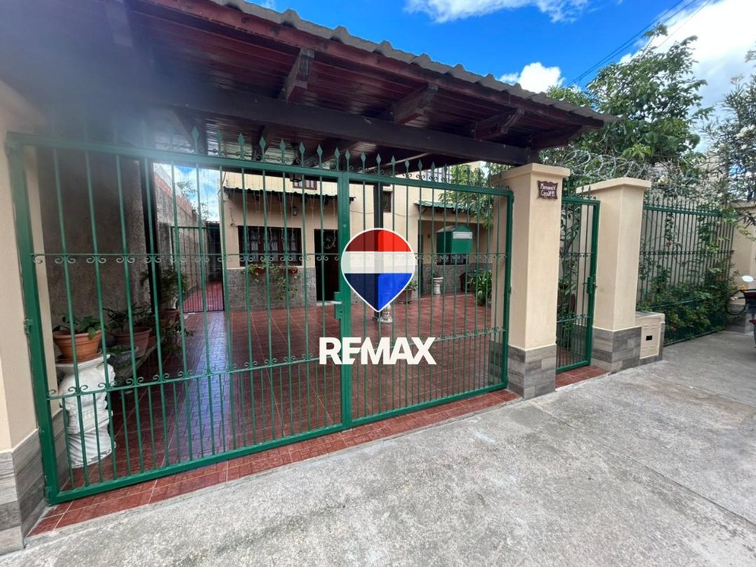 VENTA CASA ZONA SUR CAMINO A LA ISLA 6 DORMITORIOS