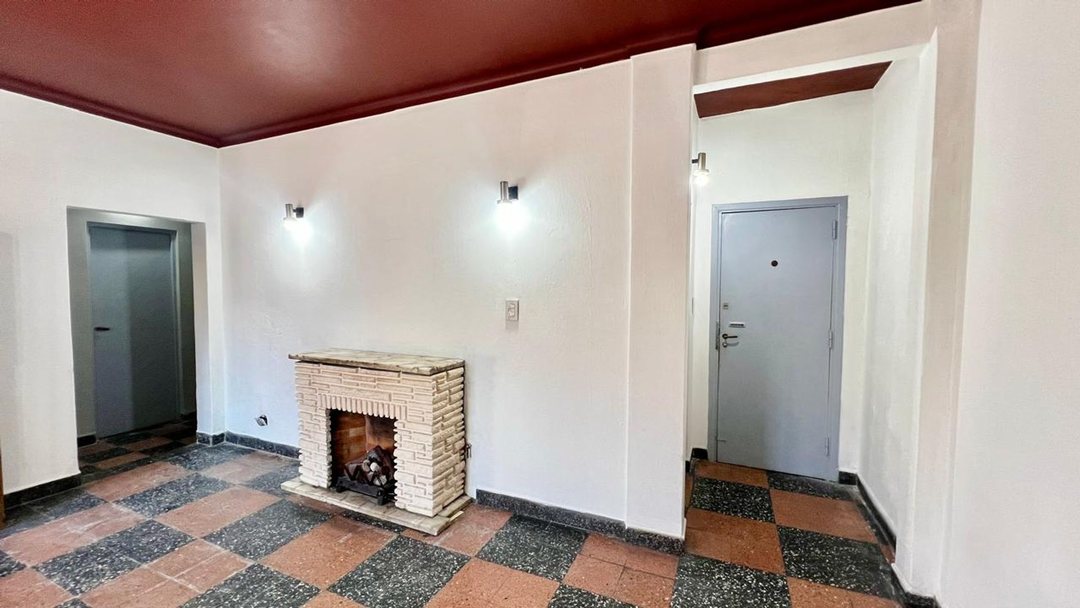 EN VENTE-DEPTO 3 AMB-75MTRS-PRIMER PISO AL FRENTE