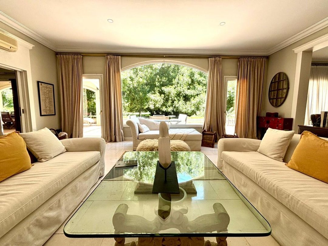Venta casa 10 amb. en Golf Club Argentino, Pilar.
