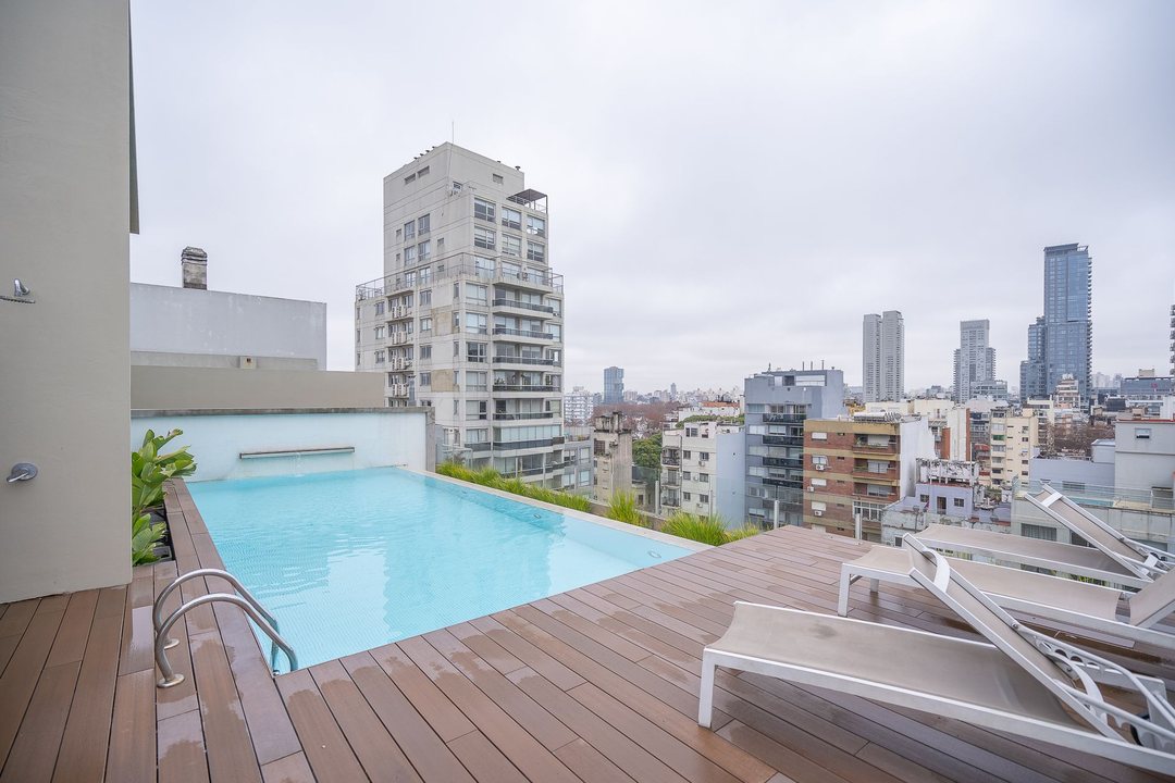 Venta Ambiente y medio balcón full amenities