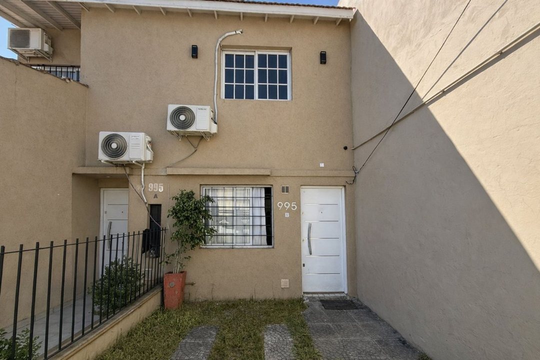DUPLEX 3 AMB C/COCHERA, JARDIN Y LAVADERO