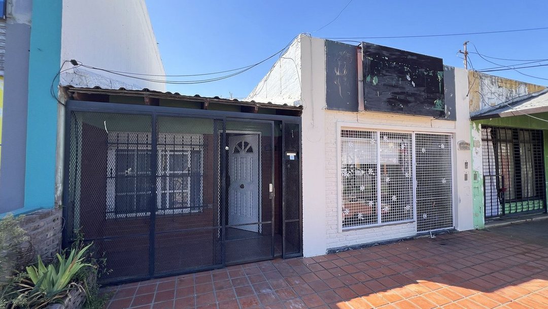 PH de un dormitorio con local comercial