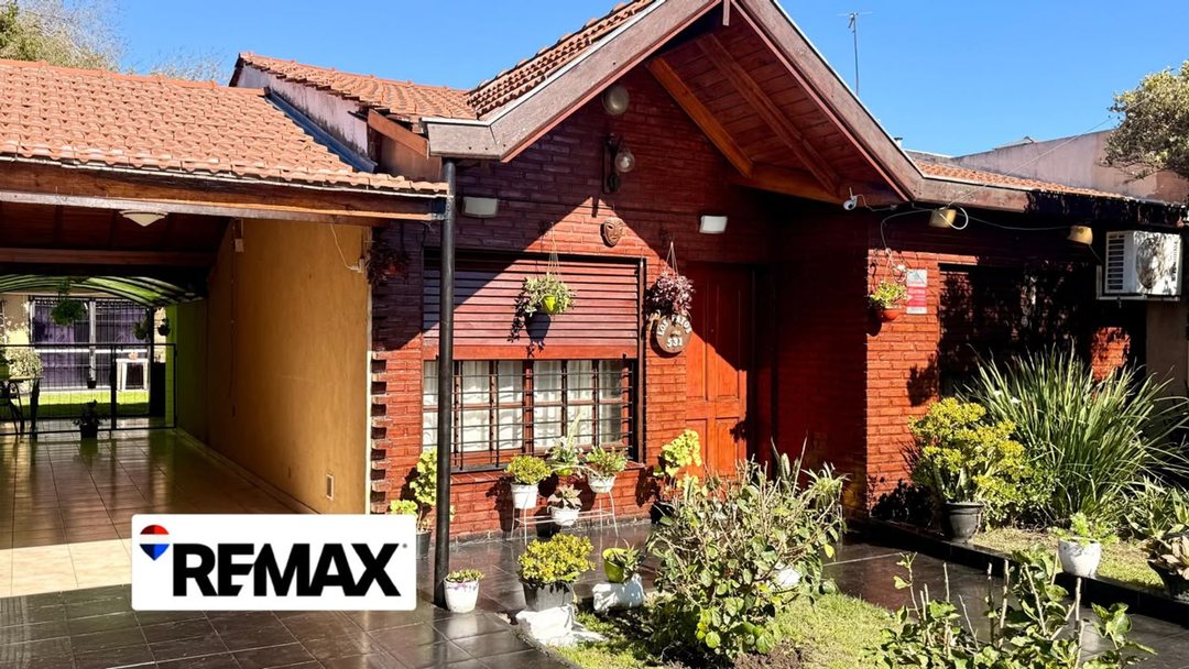 VENTA CASA 5 AMBIENTES MERLO OPORTUNIDAD IMPECABLE