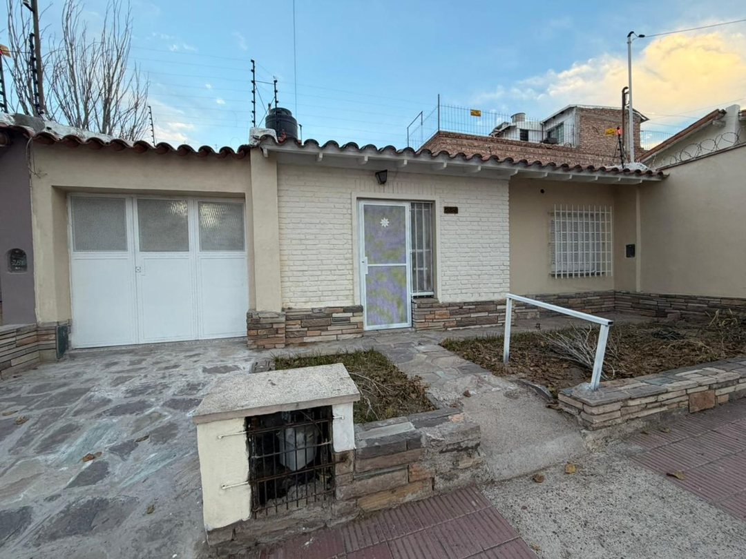VENTA CASA B° SAN IGNACIO, VILLA HIPODROMO
