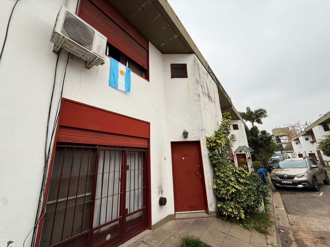 DUPLEX 4 AMB BARRIO CARTERO