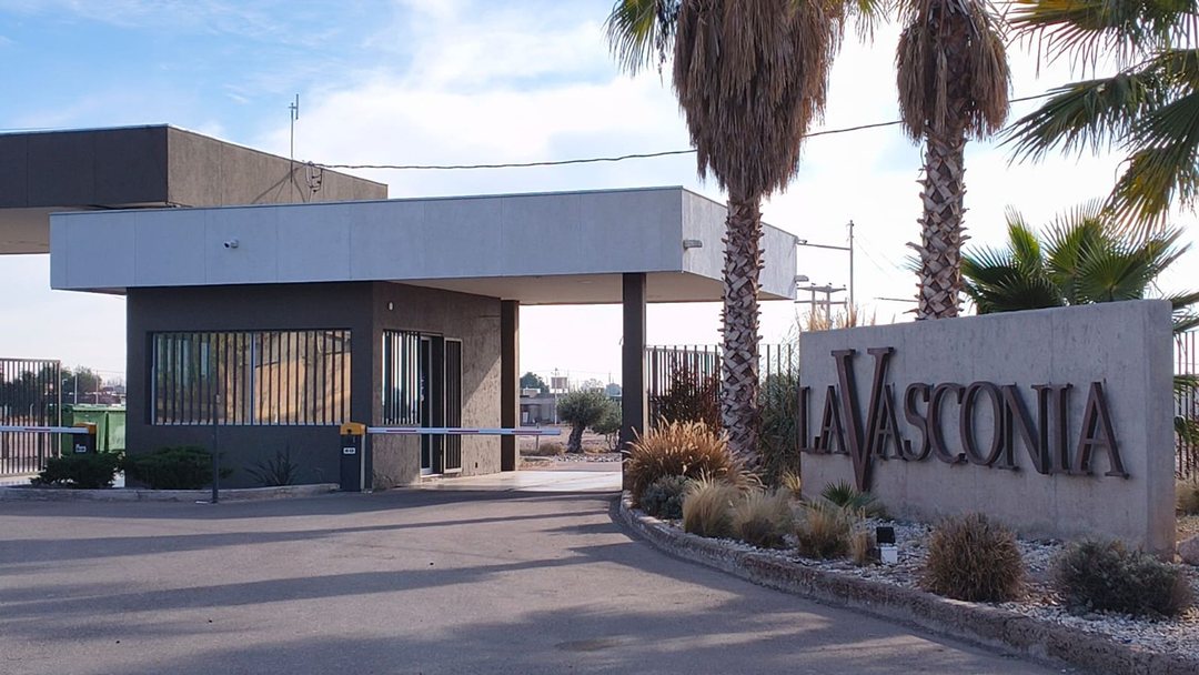 LOTE ESQUINA LA VASCONIA