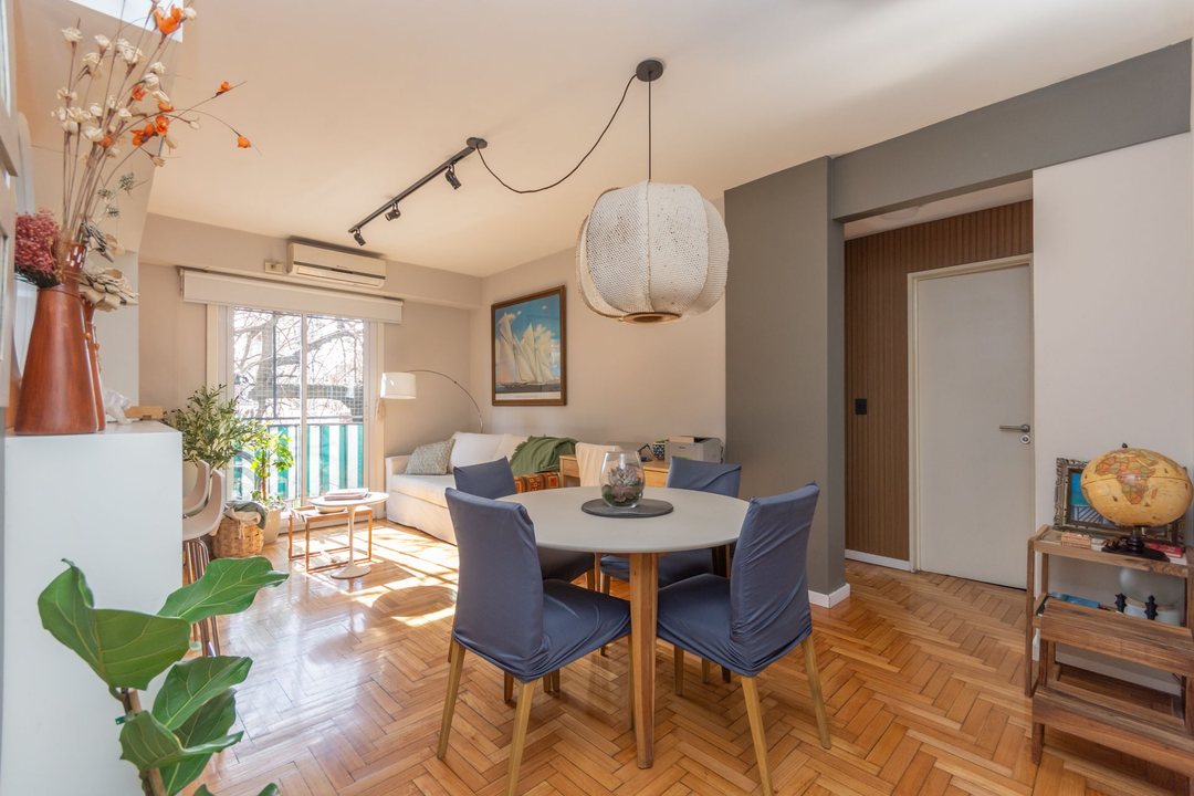 VENTA DEPTO 4 AMB CON BALCON LUMINOS SAN CRISTOBAL