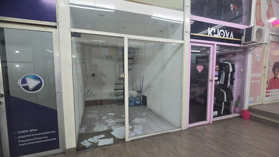 Alquiler local comercial en galeria, Palermo