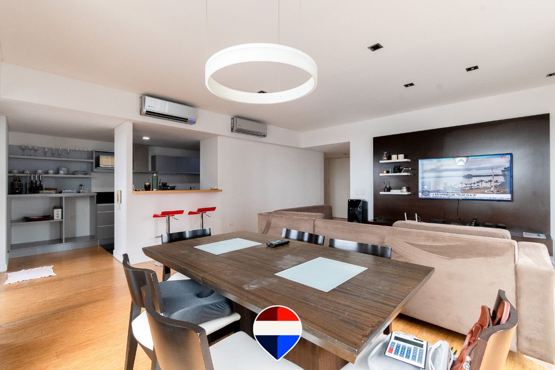 Venta depto 3 amb con cochera Puerto Madero