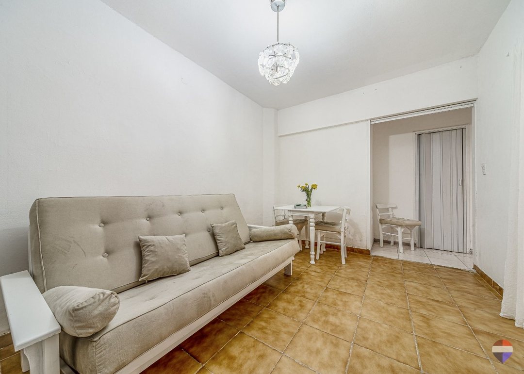 VENTA PH 2 AMBIENTES CON PATIO SIN EXPENSAS