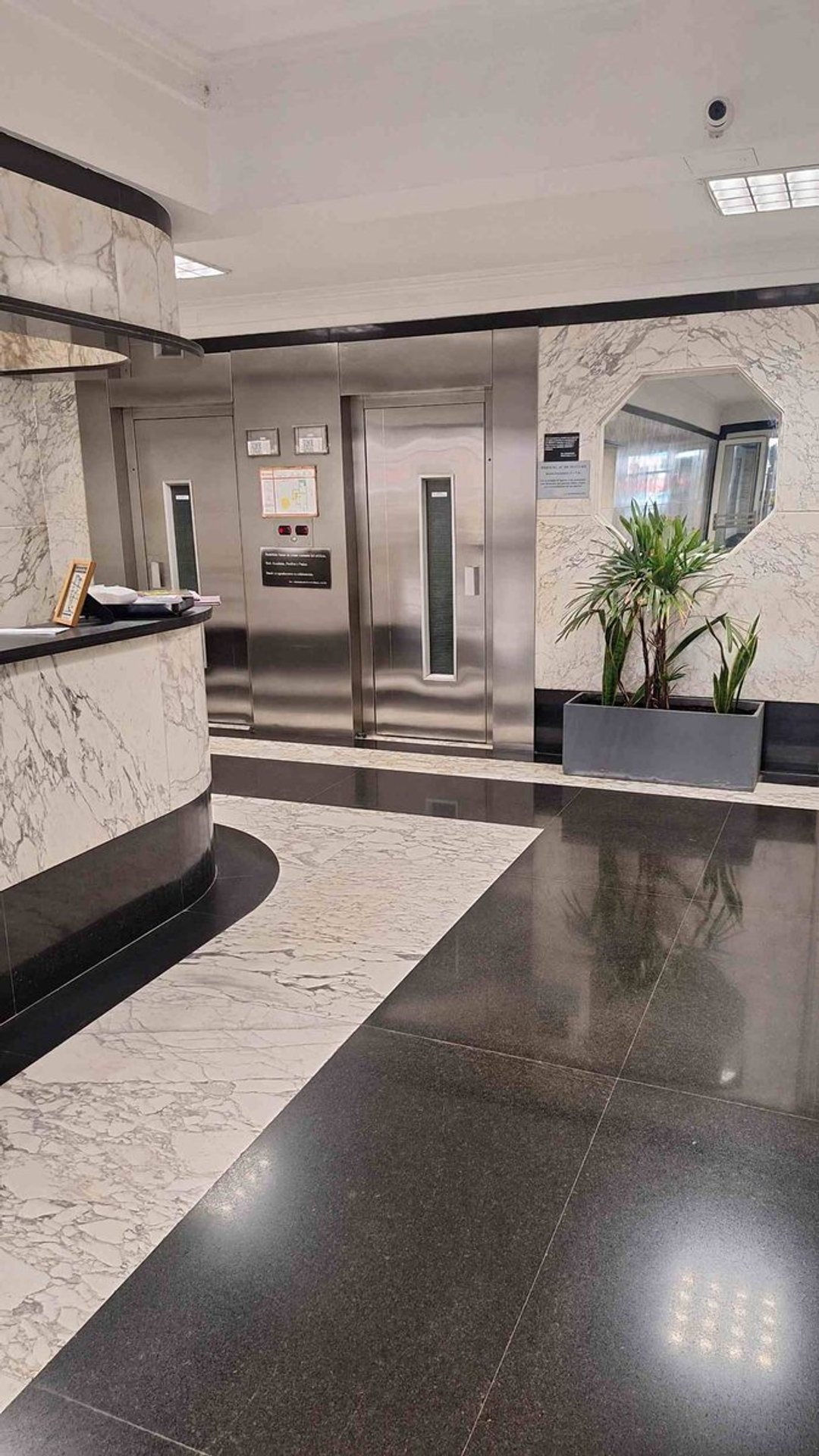 VENTA OFICINA MICROCENTRO AV. DE MAYO / 312 M2