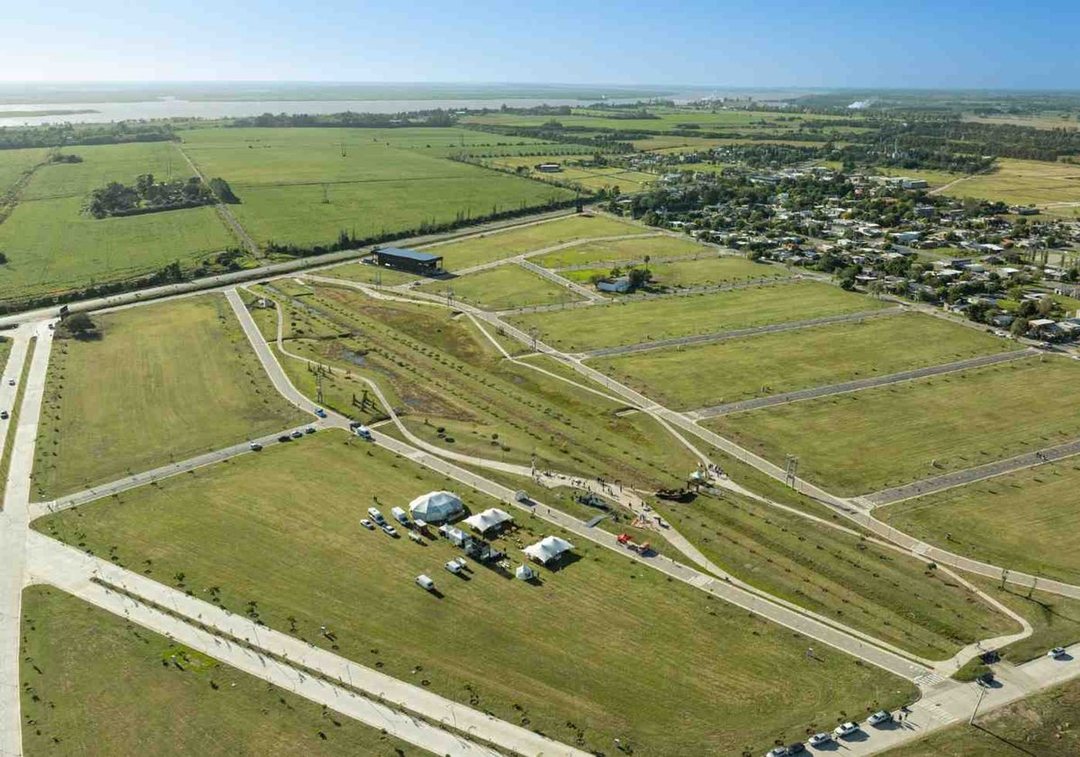 VENTA LOTE ECO LAGOS 450 METROS