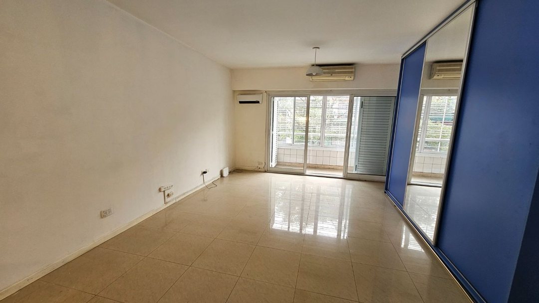 Venta Monoambiente Al Frente Balcon Con Cochera