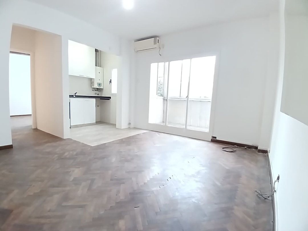 EN VENTA DOS AMBIENTES COCINA Y BAÑO NUEVO ALMAGRO