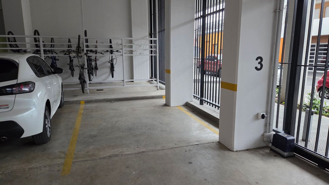 COCHERA EN VENTA