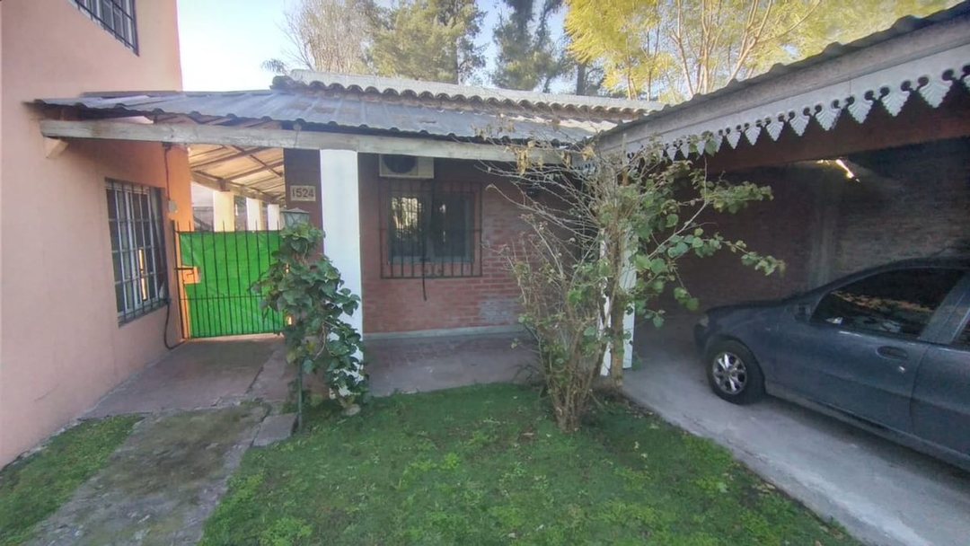 CASA EN VENTA EN ITUZAINGO