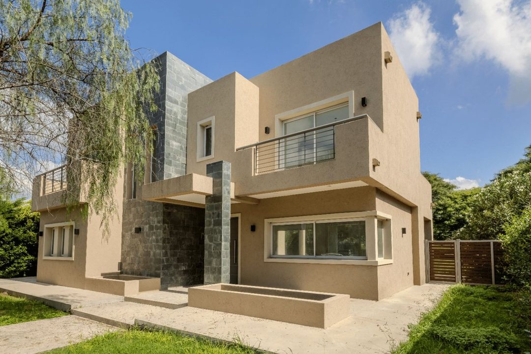 Casa en venta en B° San Matias a estrenar