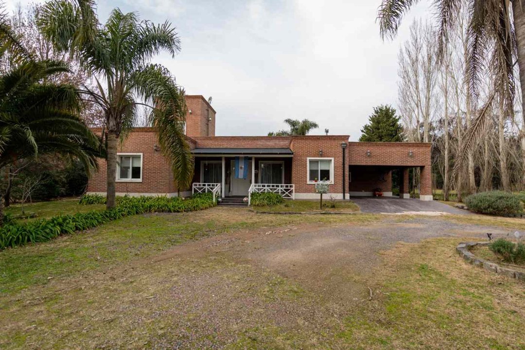 Casa a la Venta en Campos de Roca