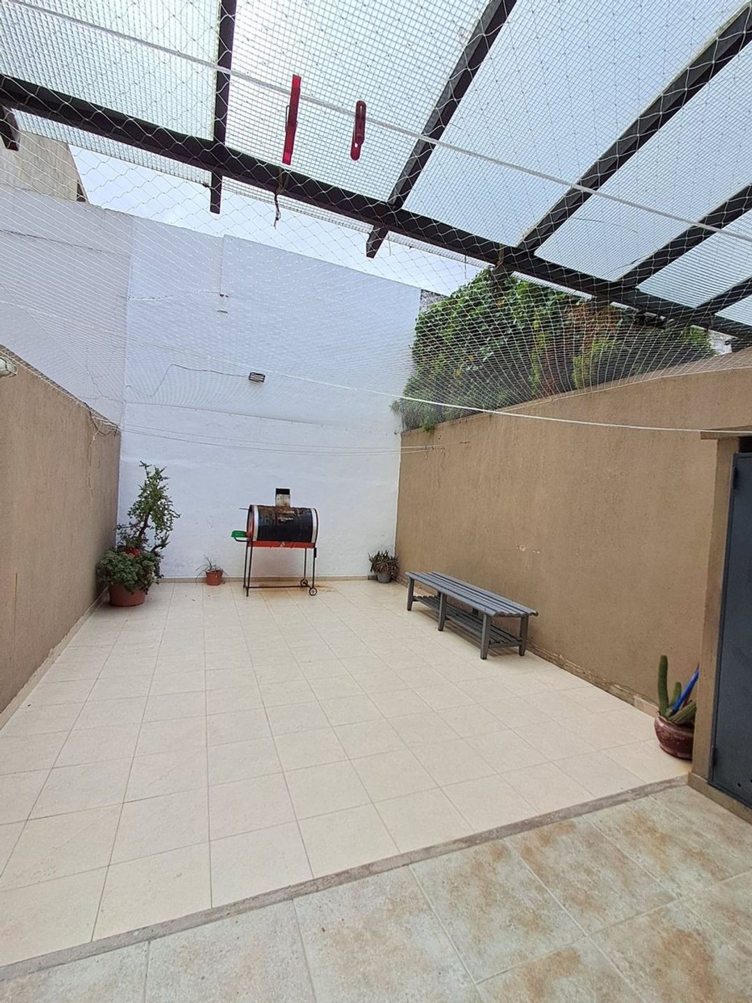VENTA DUPLEX EEUU 1000 4 AMB COCHERA FLORIDA OESTE