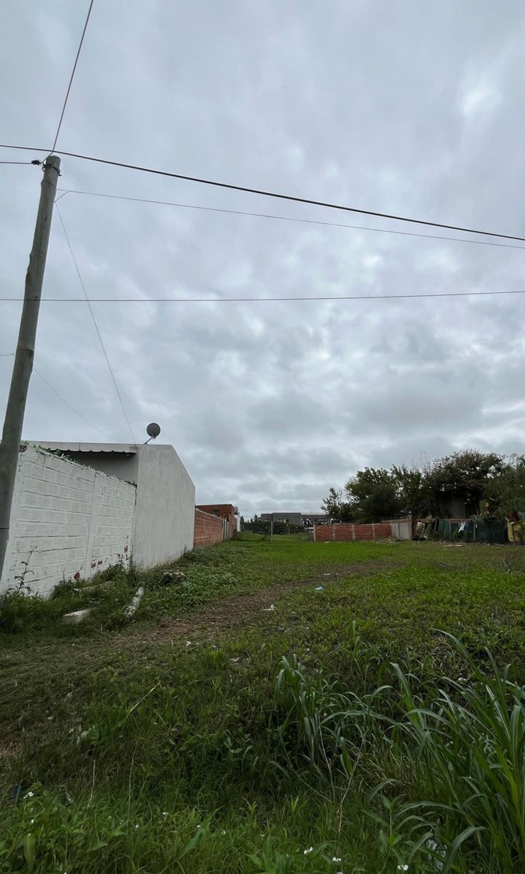 VENTA TERRENO 400 M2 A METROS DE AUTOPISTA ROS-BA