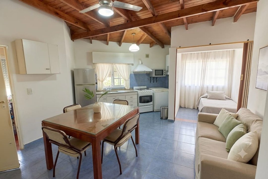 VENTA PH CASA 3 AMBIENTES CON COCHERA QUILMES