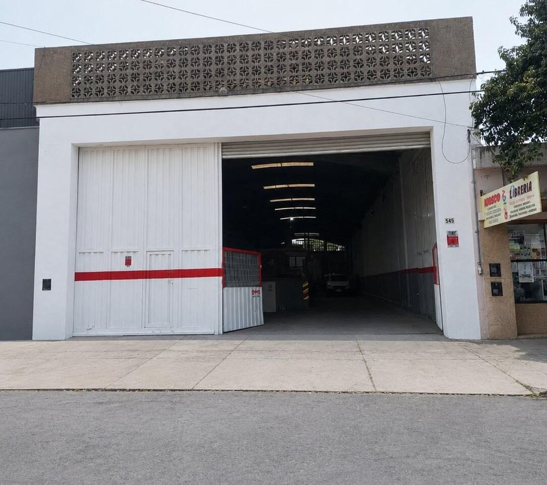 VENTA GALPON A MTS DE AV JUAN B. JUSTO 550 M2