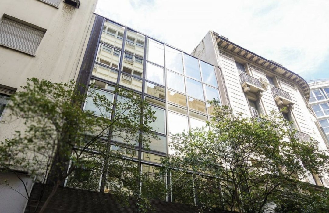 Edificio de Oficinas Reconquista 590