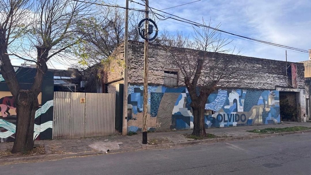 VENTA DOS GALPONES EN BV CASTRO BARROS