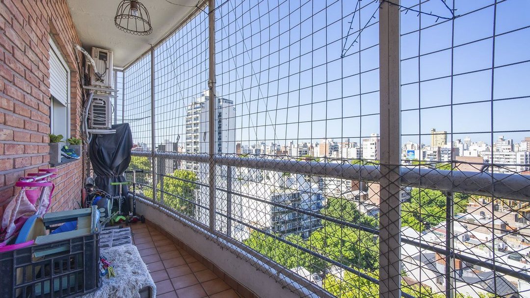 VENTA DEPARTAMENTO 3 DORMITORIOS, BALCON, LOURDES