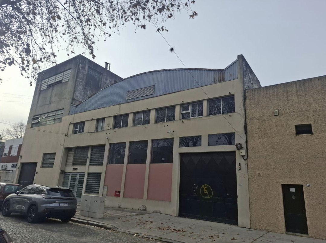 Depósito con oficinas en venta, Villa Devoto