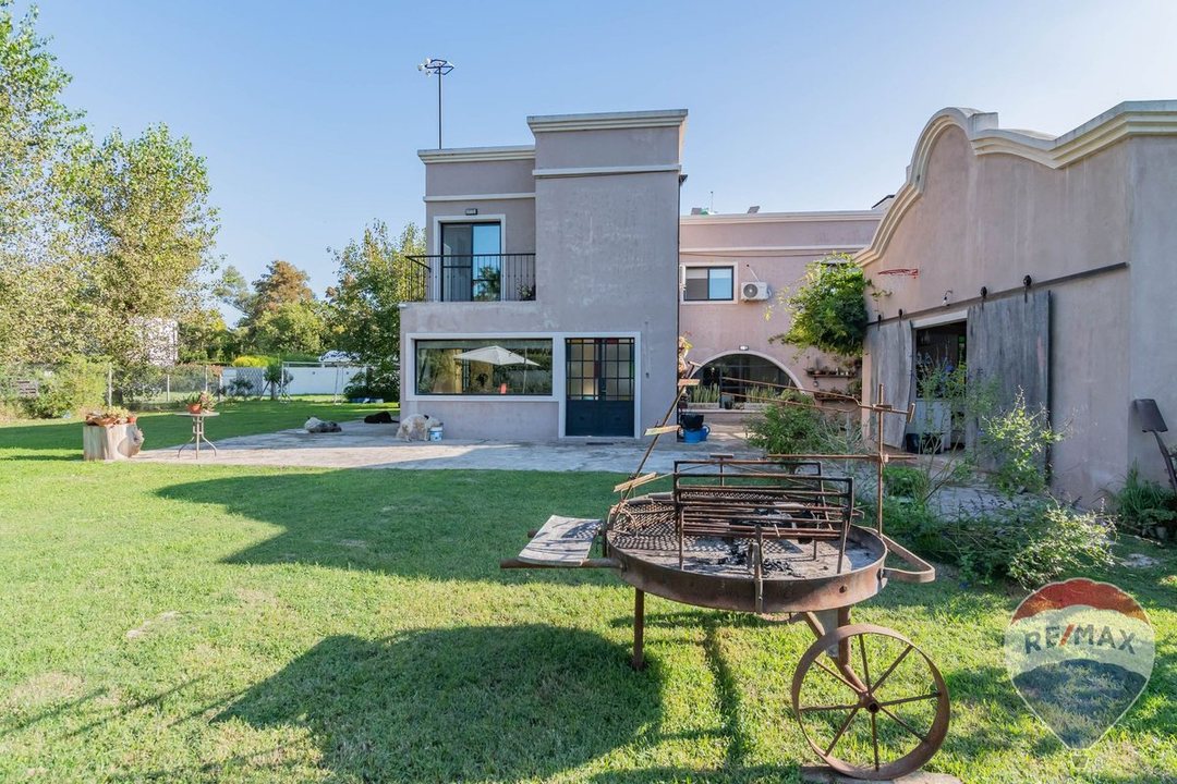 CASA EN VENTA EN VILLA ELISA
