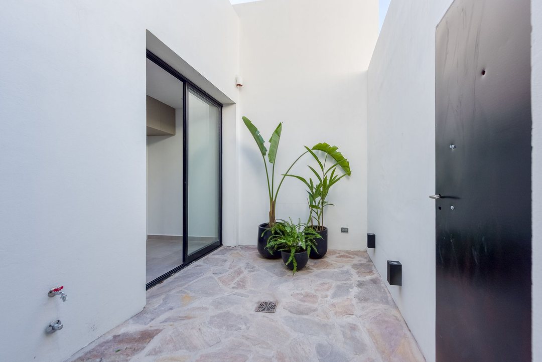 Venta PH 2,5 Ambs A NUEVO con Patio y Terraza
