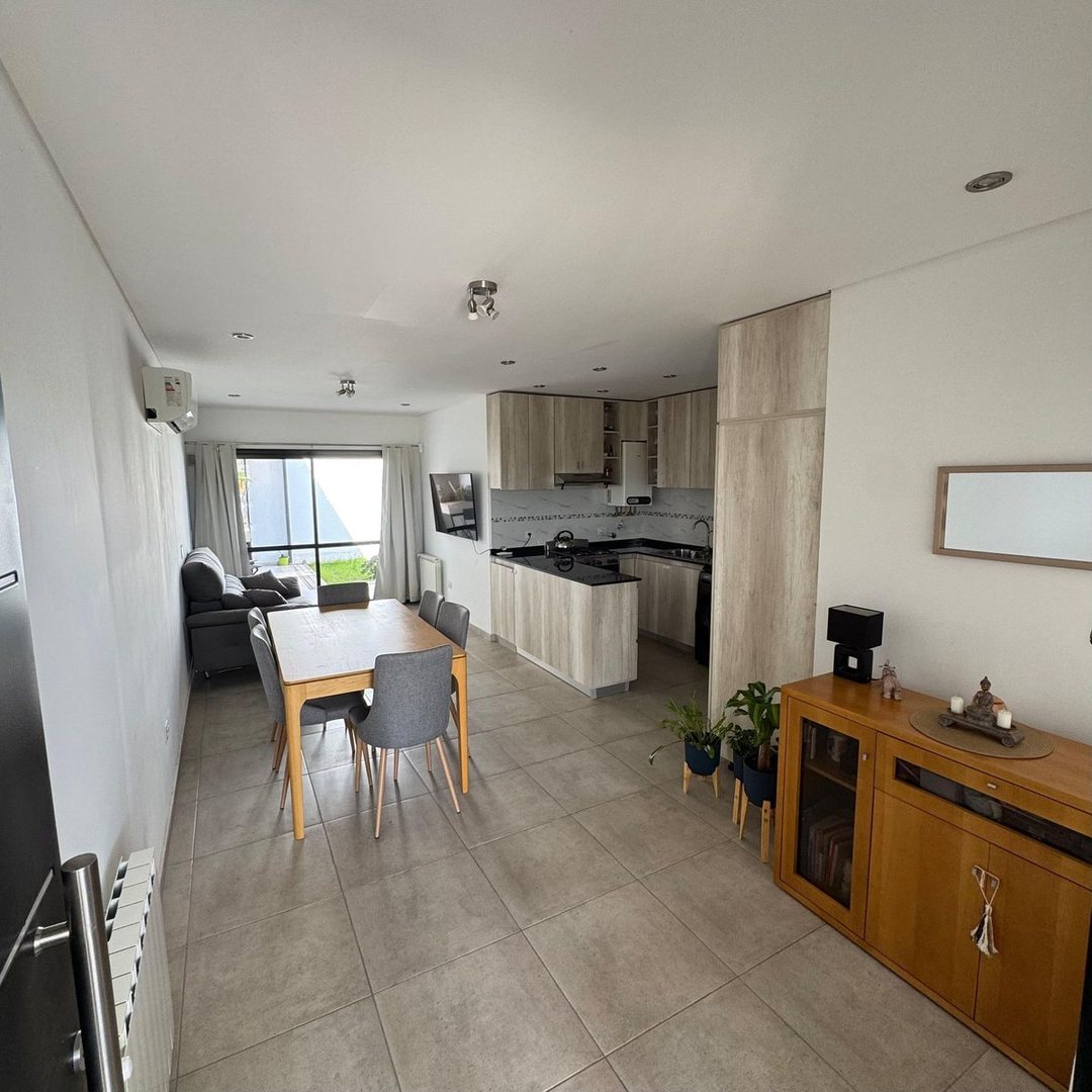 VENTA DUPLEX PLANTA BAJA COLINAS DE MANANTIALES