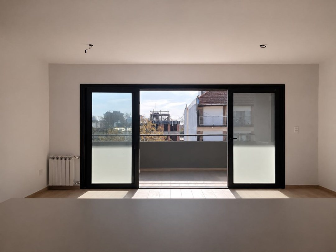 Venta Depto 2 amb +balcón San Isidro-A estrenar!