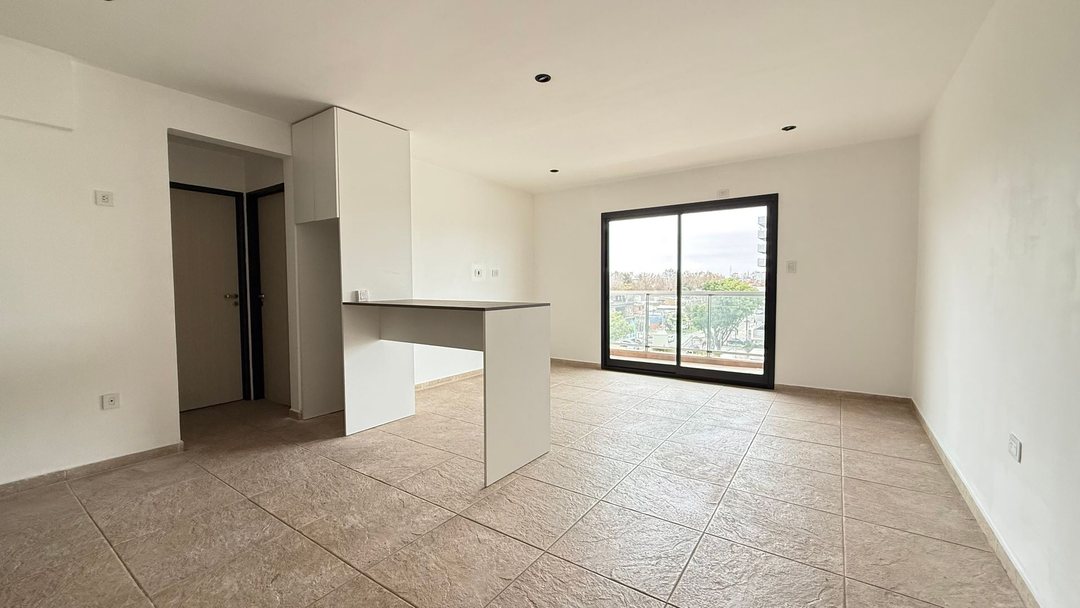 VENTA DEPARTAMENTO 2 AMBIENTES CON COCHERA