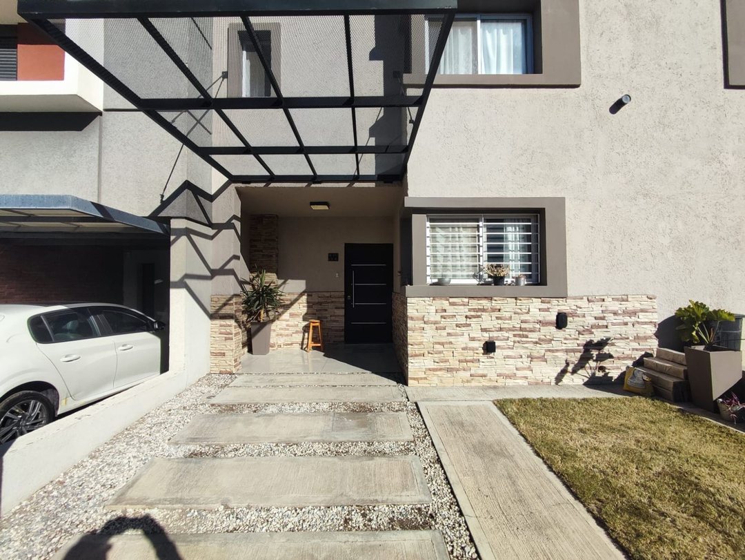 VENTA DUPLEX DOS DORMITORITORIOS- MIRADORES II
