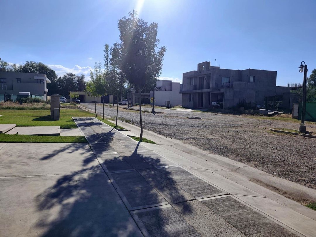 Venta lote B° privado Guaymallén calle Tuyuti