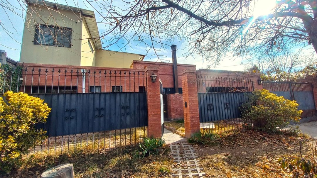 Casa en venta. Chacras de Coria. Luján de Cuyo