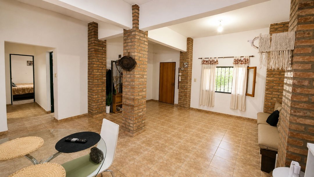 VENTA CASA 2 DORM GRAN PATIO VILLA ALLENDE CÓRDOBA
