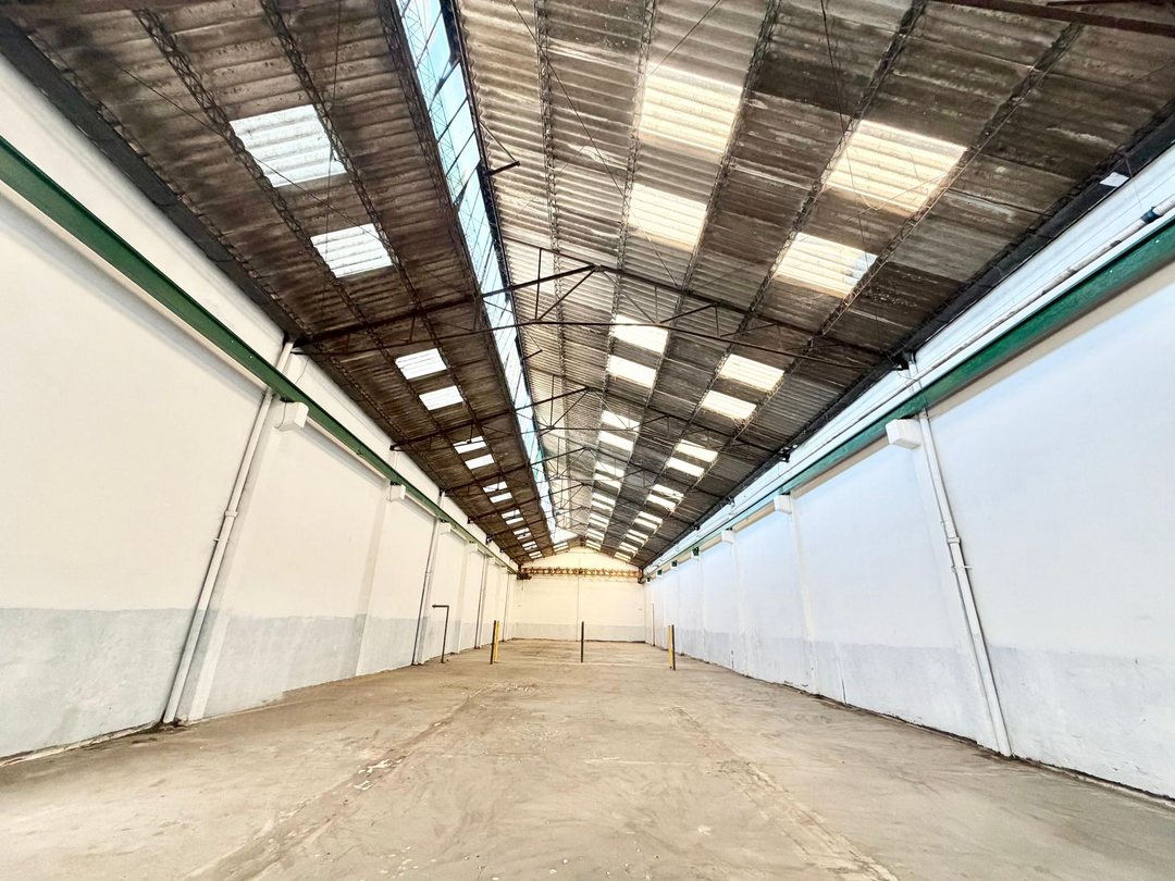 Venta GALPON DEPÓSITO 826 m2 cubiertos Quilmes