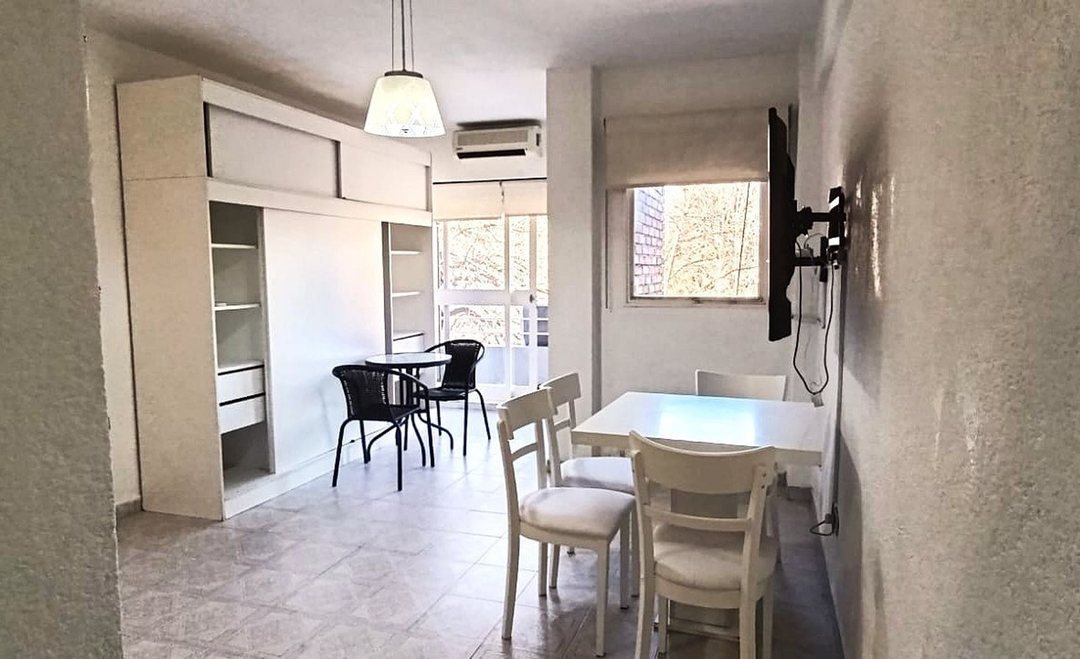 Monoambiente en alquiler Nuñez amoblado balcón
