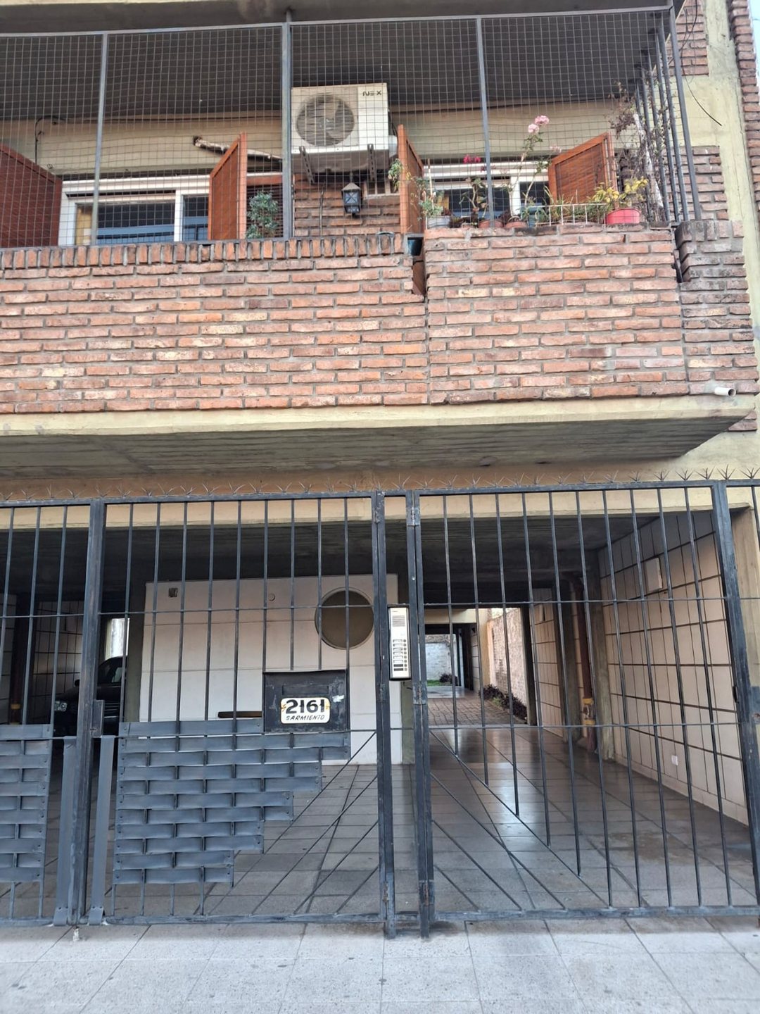VENTA  DE DEPARTAMENTO  3 AMBIENTES