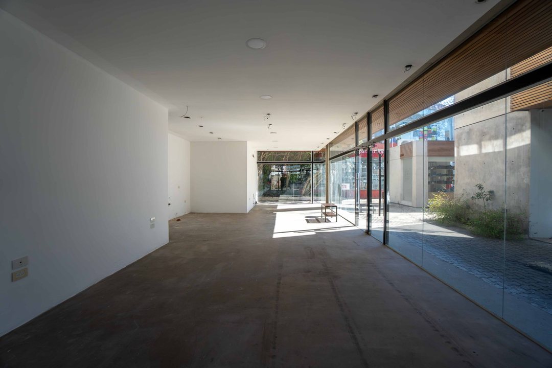 ALQUILER LOCAL COMERCIAL 473 BIS Y 13 B City Bell